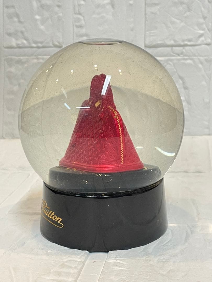 LOUIS VUITTONルイヴィトン　ノベルティ　スノードーム　❤︎