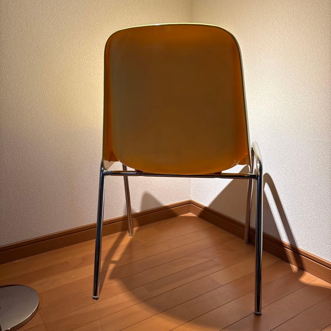 スペースエイジ レトロポップ MOD ELENA スタッキングチェア イエロー