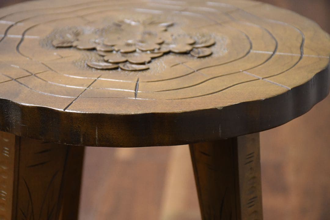 EHK15 伝統工芸 軽井沢彫り スツール 桜彫刻 細密彫刻 丸椅子 飾り台