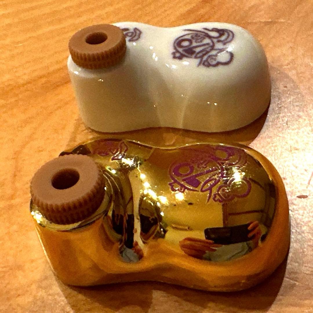 崎陽軒70周年記念レア品【金のひょうちゃん】 &70周年記念ひょうちゃん