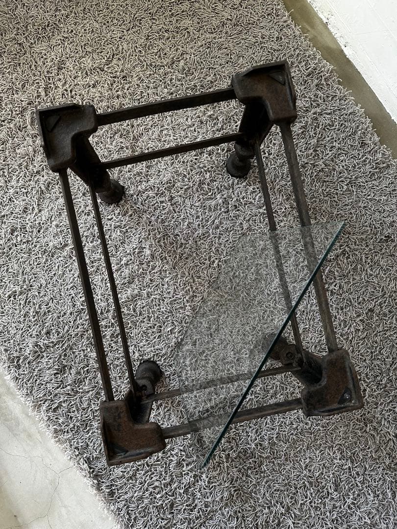 アンティーク/ビンテージ 鉄製ミニテーブル 工業系 古民家 レトロ 配送料込み