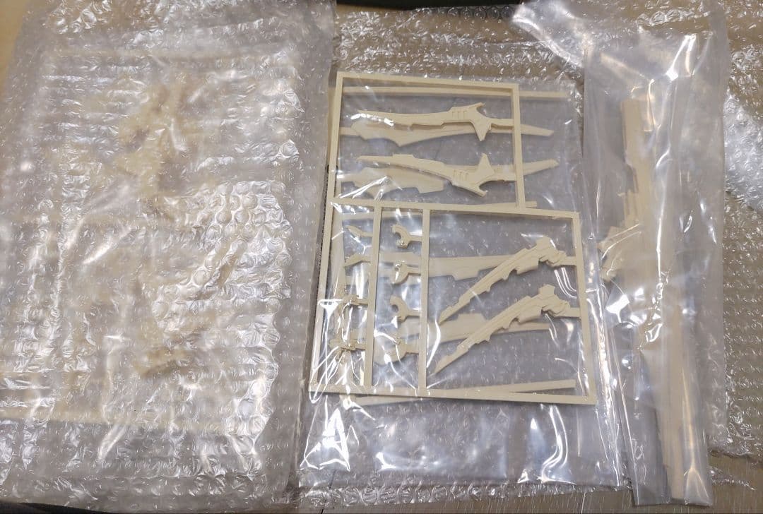 新品未使用　　正規品　 HSGK 1/72 帝騎マグナパレス　ファイブスター物語