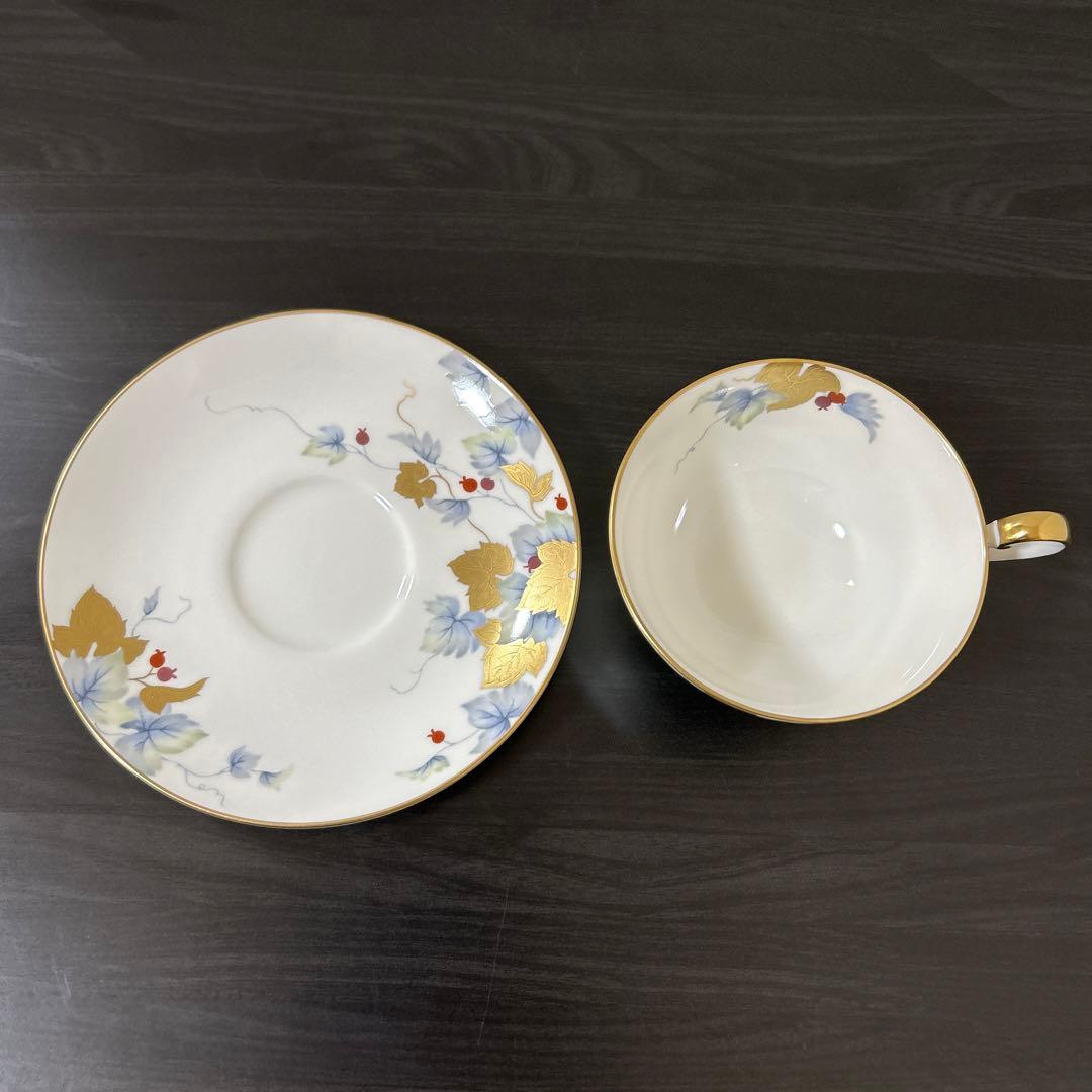 ナルミ エグゼクティブ コレクション カップ&ソーサー 5客 プレート 1