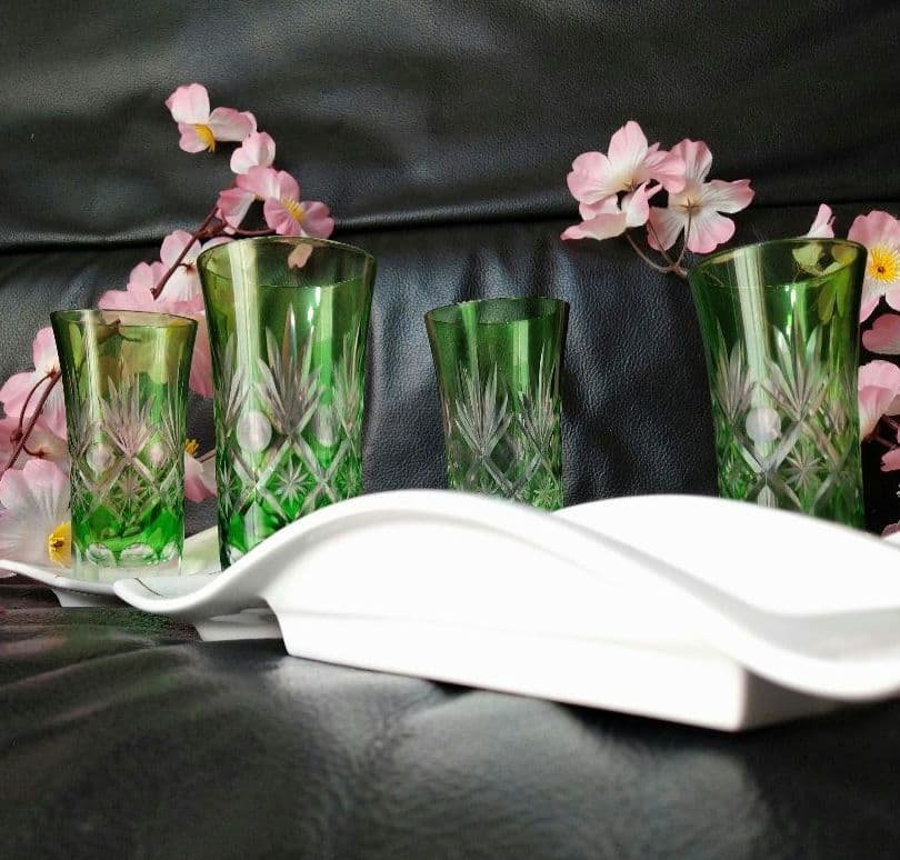 ♥素敵な演出♥【豪華に８角切子グラス】♥【2ステージ演出素敵な白長皿】ダブル４組