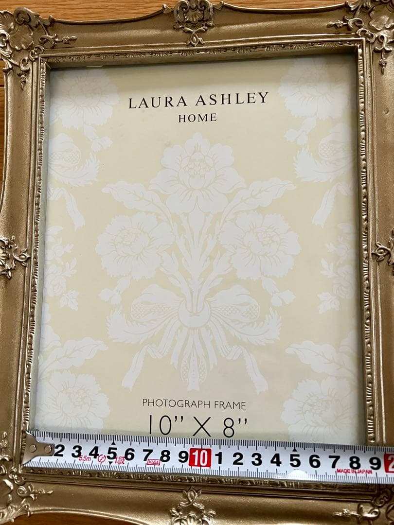LAURA ASHLEY 大きめゴールドフォトフレーム 写真たて2個セット
