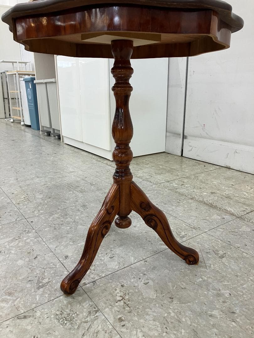 アンティーク サイドテーブル イタリア製