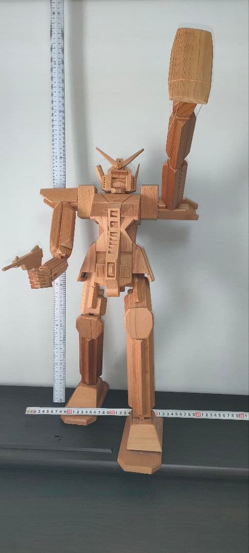 手作り木工・木製可動式ロボット(材料　ヒノキ材素地仕上げ)