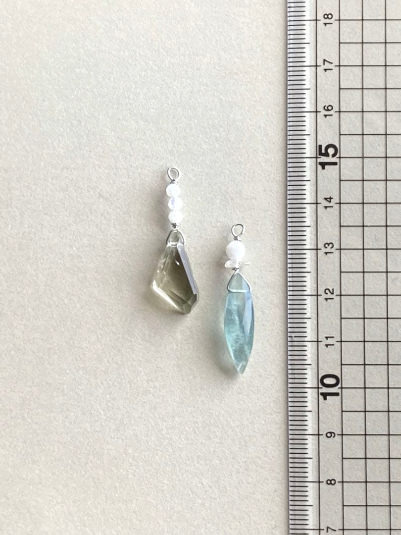 no.0042 可愛いムーンストーンとレモンスモーキー　一点物