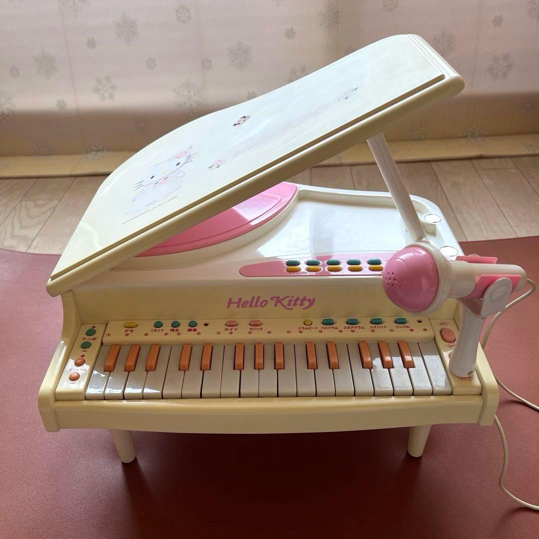 ハローキティー 電子グランドピアノ - メルカリ
