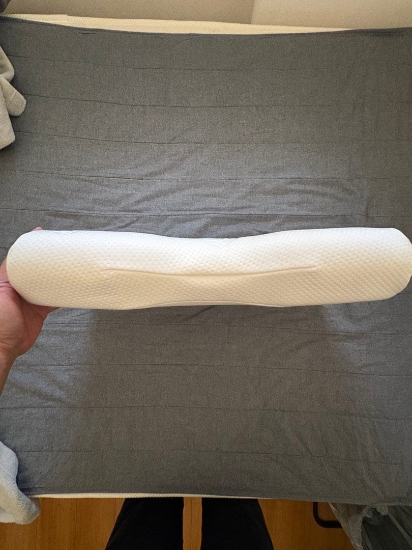 【新品・未使用品】テンピュール　ミレニアムネックピロー　XS