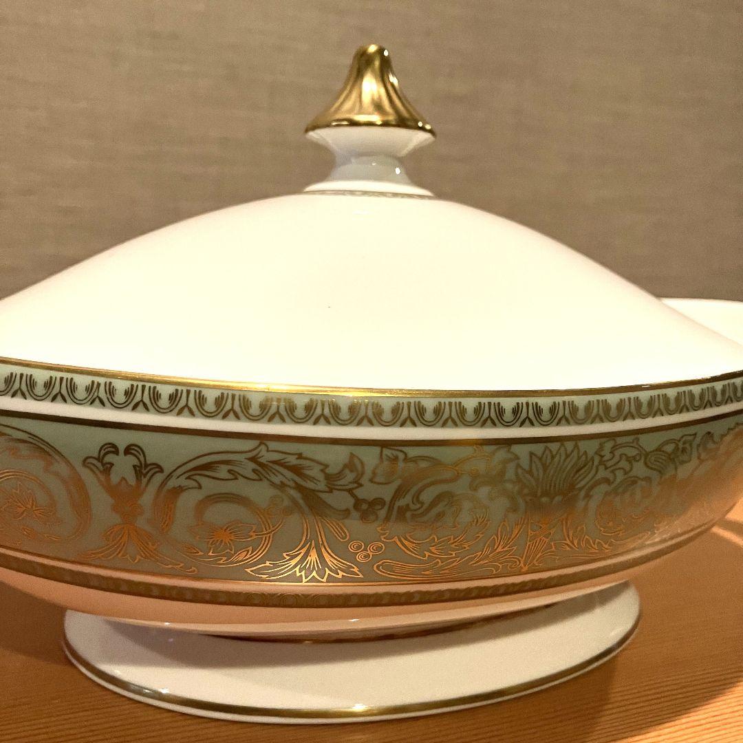 ロイヤルドルトン　イングリッシュルネサンス　蓋付ベジタブルボウル