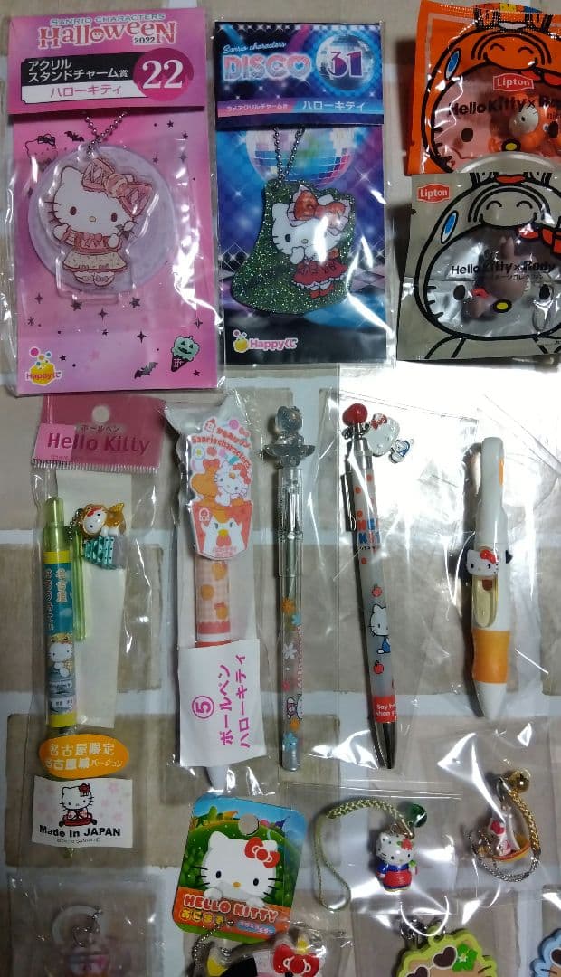 ハローキティ　根付　キーホルダー　ボールペン　等　マスコット　52個 まとめ売り