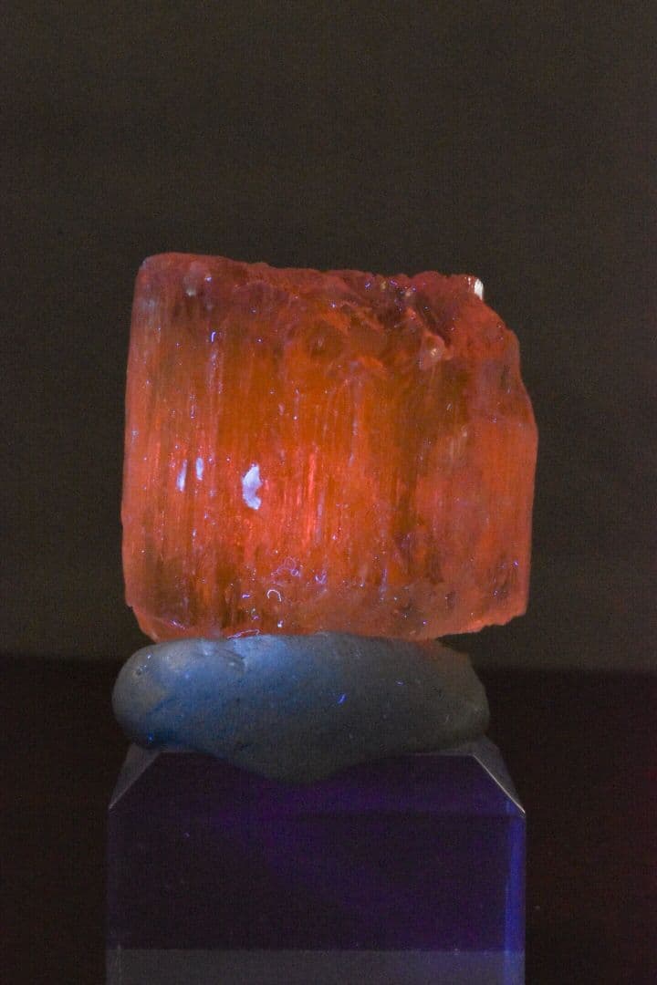 アフガニスタン産 高品質クンツァイト原石2