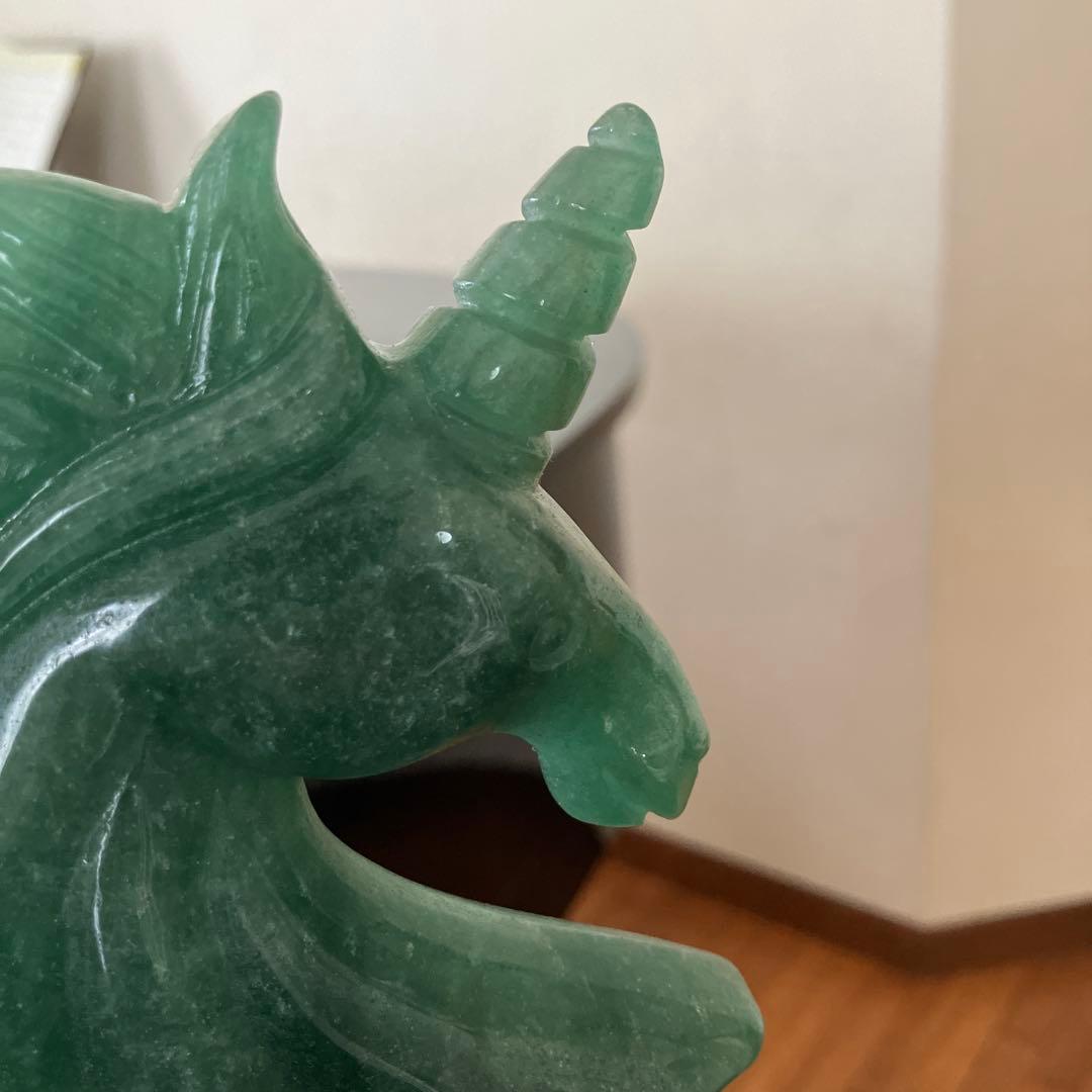 のらさま専用グリーンモスコバイト　フックサイト　ユニコーン　ペガサス　天然石置物