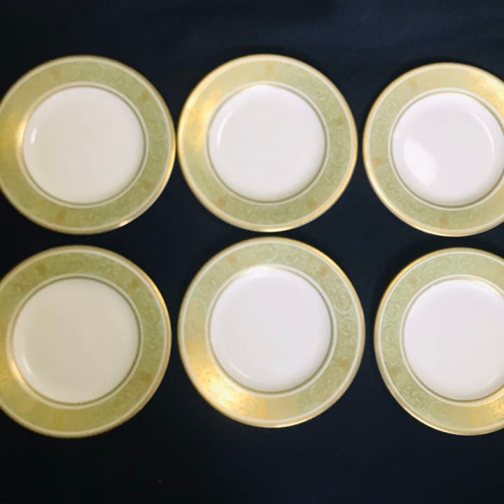 ロイヤルドルトン  イングリッシュルネッサンス　16.5cm