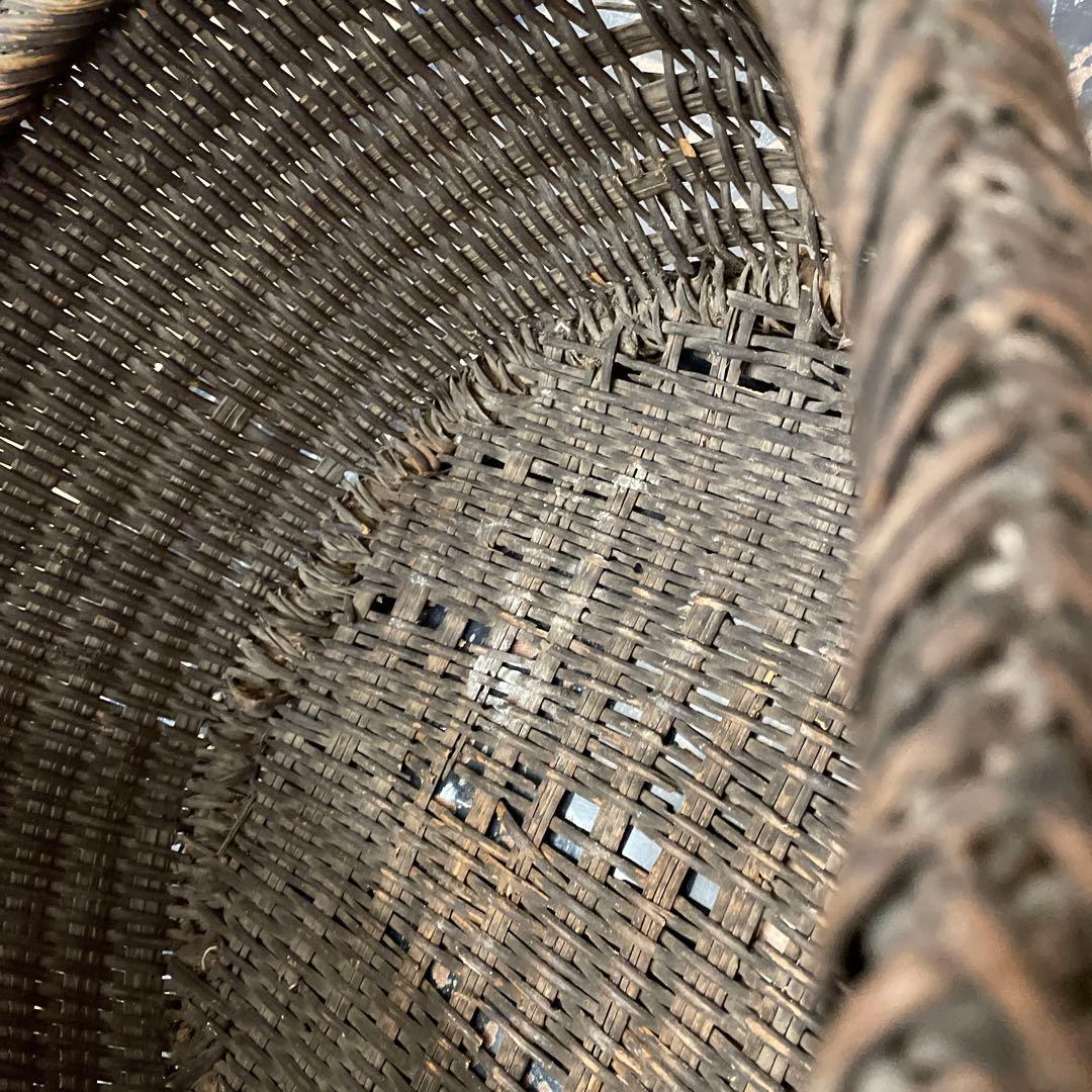 竹かご、、古い物