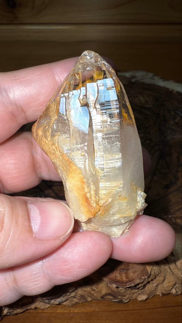 ネパール ガネーシュヒマール ヒマラヤゴールデンヒーラー リモナイト 水晶原石