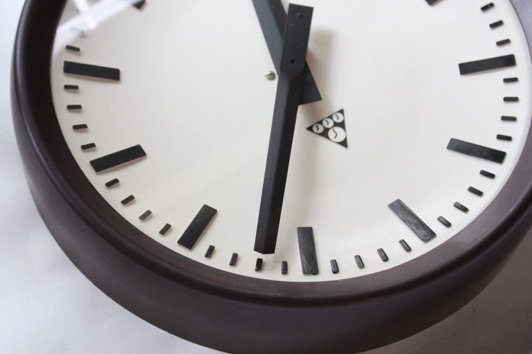 No Central Screw Type! PRAGOTRON パラゴトロン