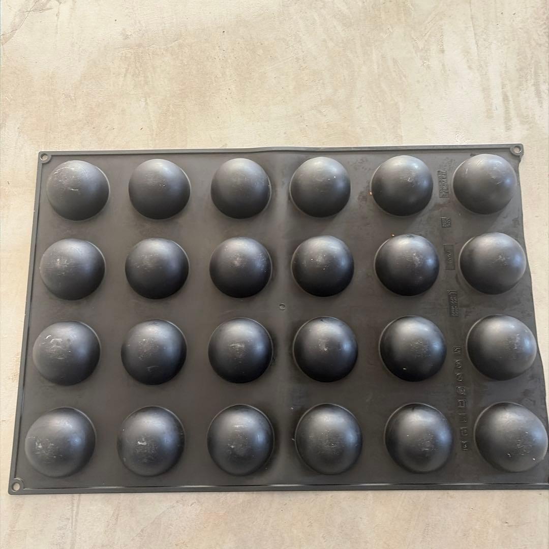 シリコン製半球型モールド1枚
