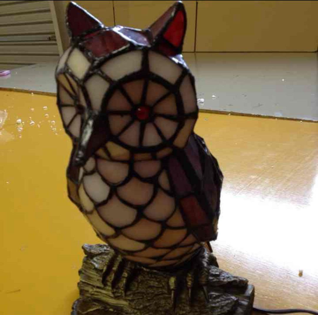 新品　高さ27cm ステンドグラスランプ　ふくろう　デスクランプ 卓上照明