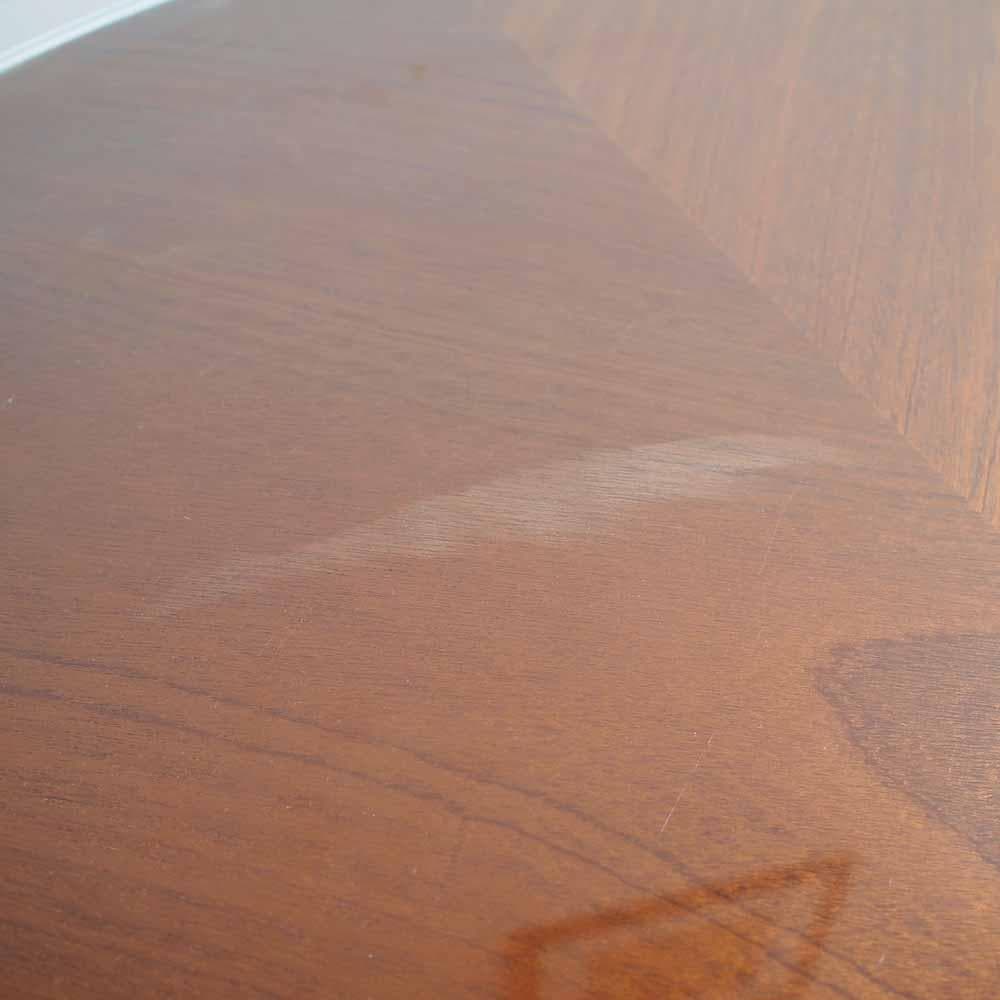 ヴィンテージ ポストモダン ラウンドテーブル ウォールナット材