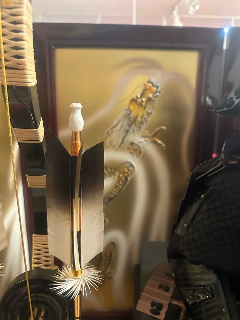 五月人形 鎧飾り 伊予札胴丸鎧 桃山時代写し 黒銀調 屏風・弓太刀付新品未使用