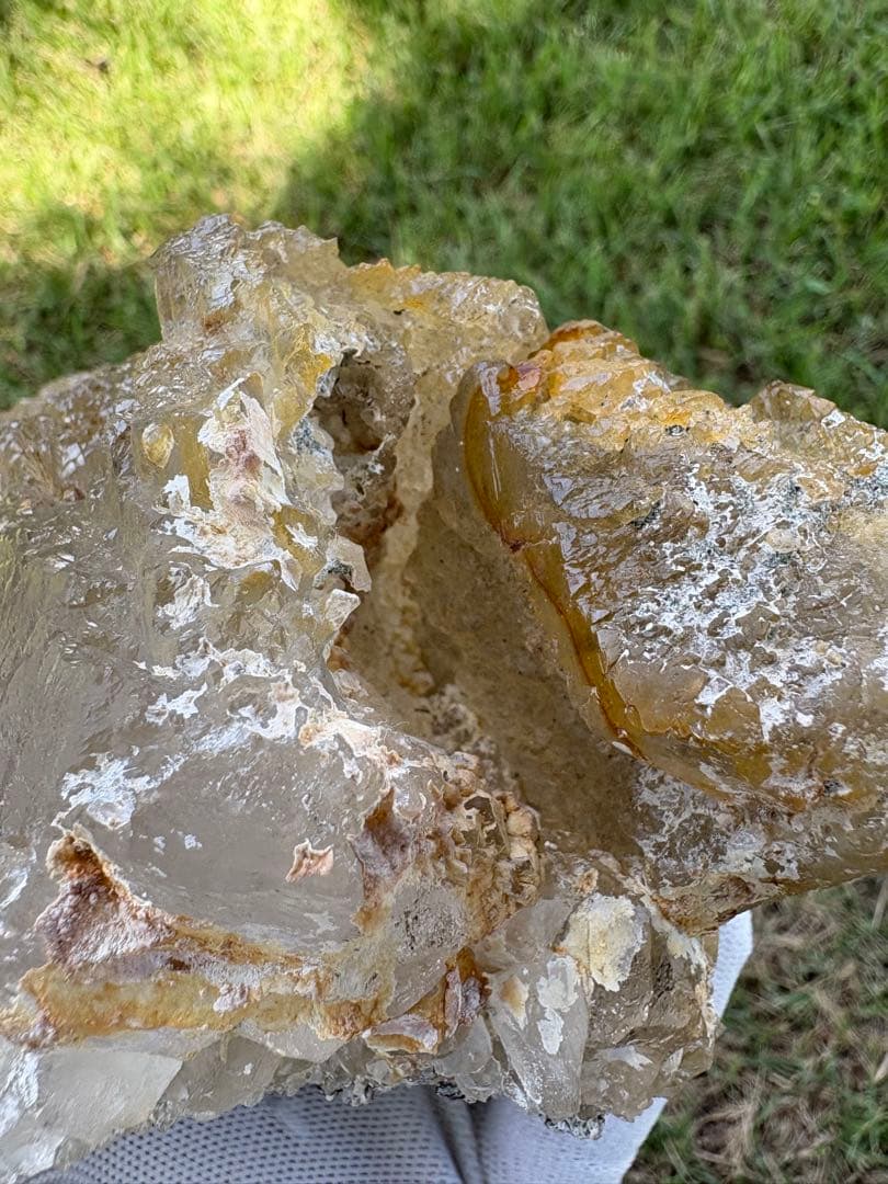 【匿名発送】1 kgオーバー 蝕像水晶（ゴールデンヒーラー）