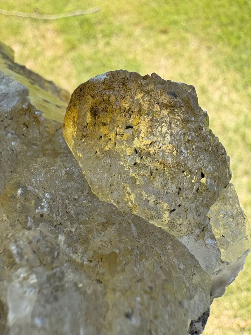 【匿名発送】1 kgオーバー 蝕像水晶（ゴールデンヒーラー）