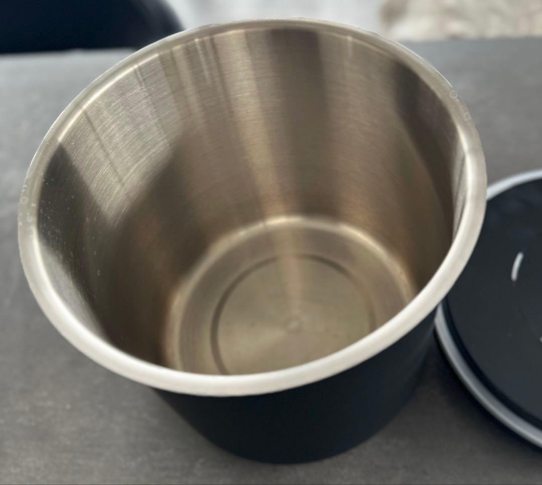 OoBLE オーブル　真空保存容器　米びつ