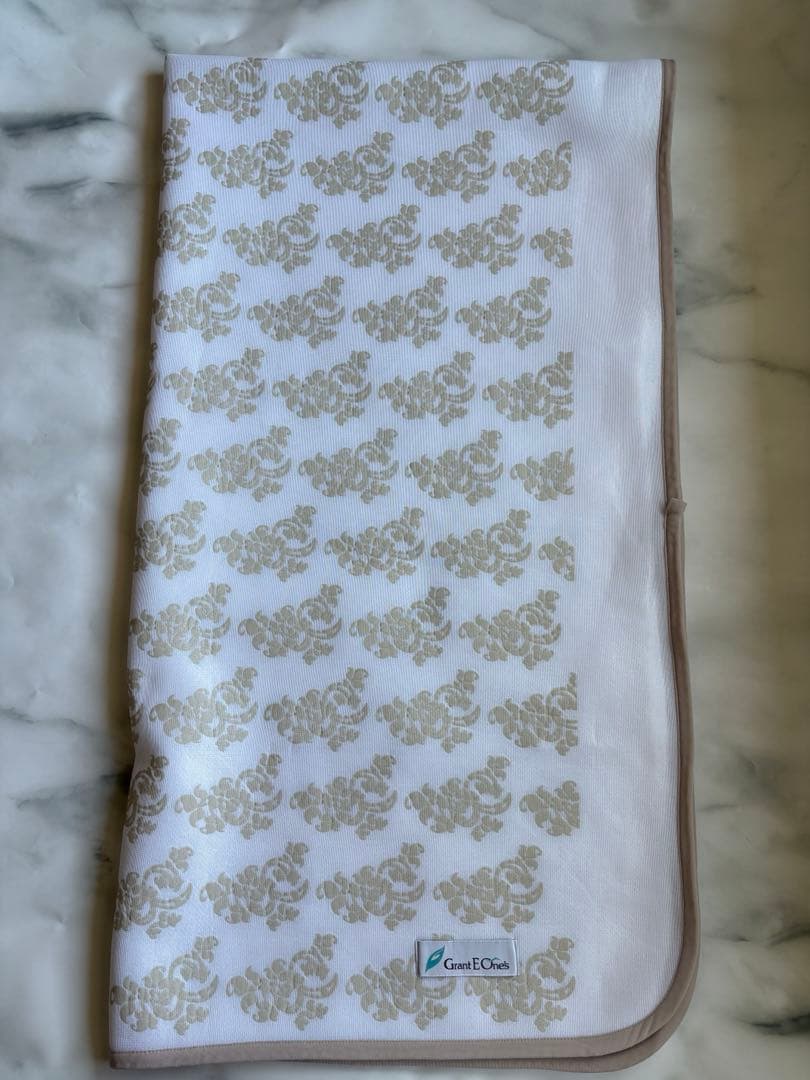 グラントイーワンズ ホルミーシーツ シングル 100×200ホワイト ダマスク柄