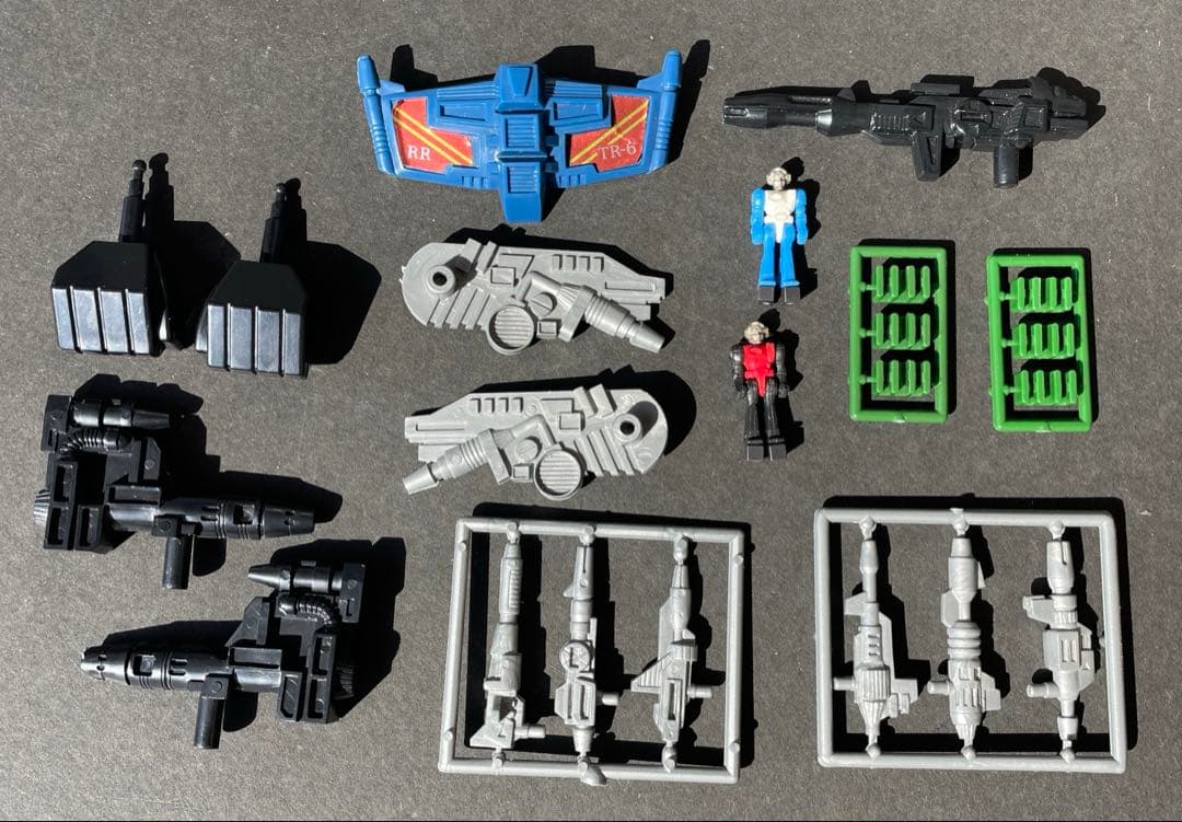 タカラ　ダイアクロン　トレインロボ６体編成　DXセット　1980年製