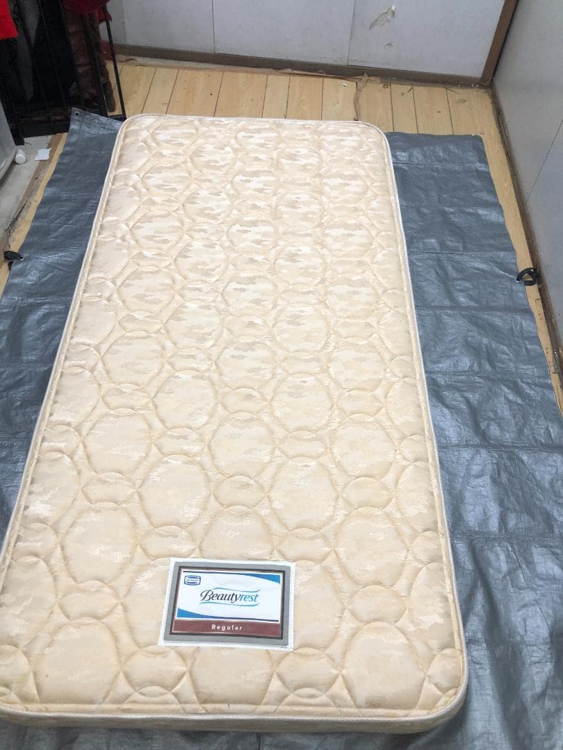 送料無料 シモンズ マットレス Beautyrest シングル 250109