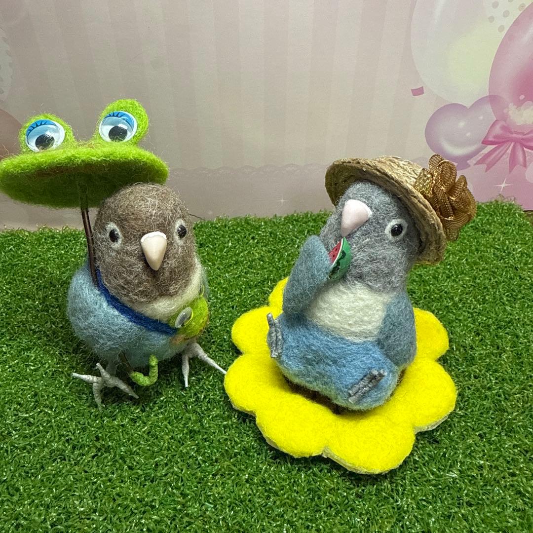 専用ページ　羊毛フェルト　傘でお出かけボタンインコ　鳥