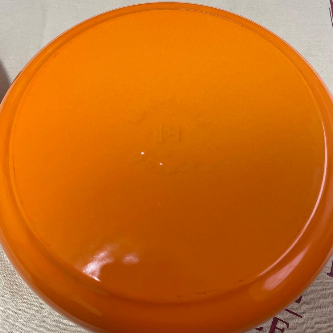 《美品》ルクルーゼ　ココットロンド　18cm オレンジブロッサム