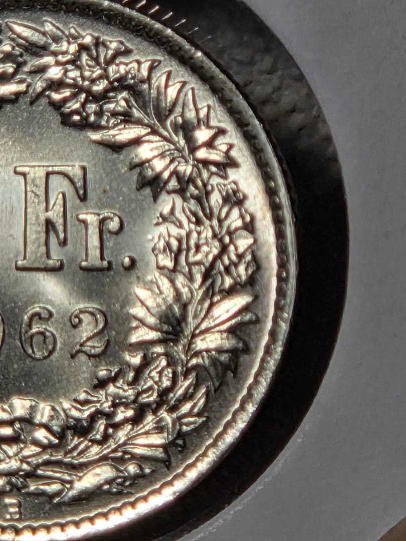 稀少 完全未使用)スイス連邦 ヘルヴェティア立像 1/2フラン銀貨 1962B