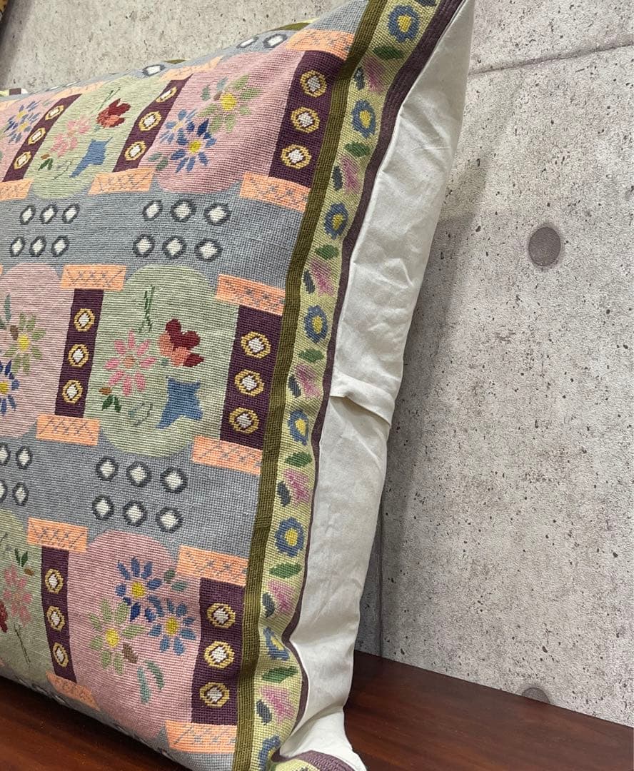 クッションカバー フランスヴィンテージ 刺繍のリメイク 手刺繍 France