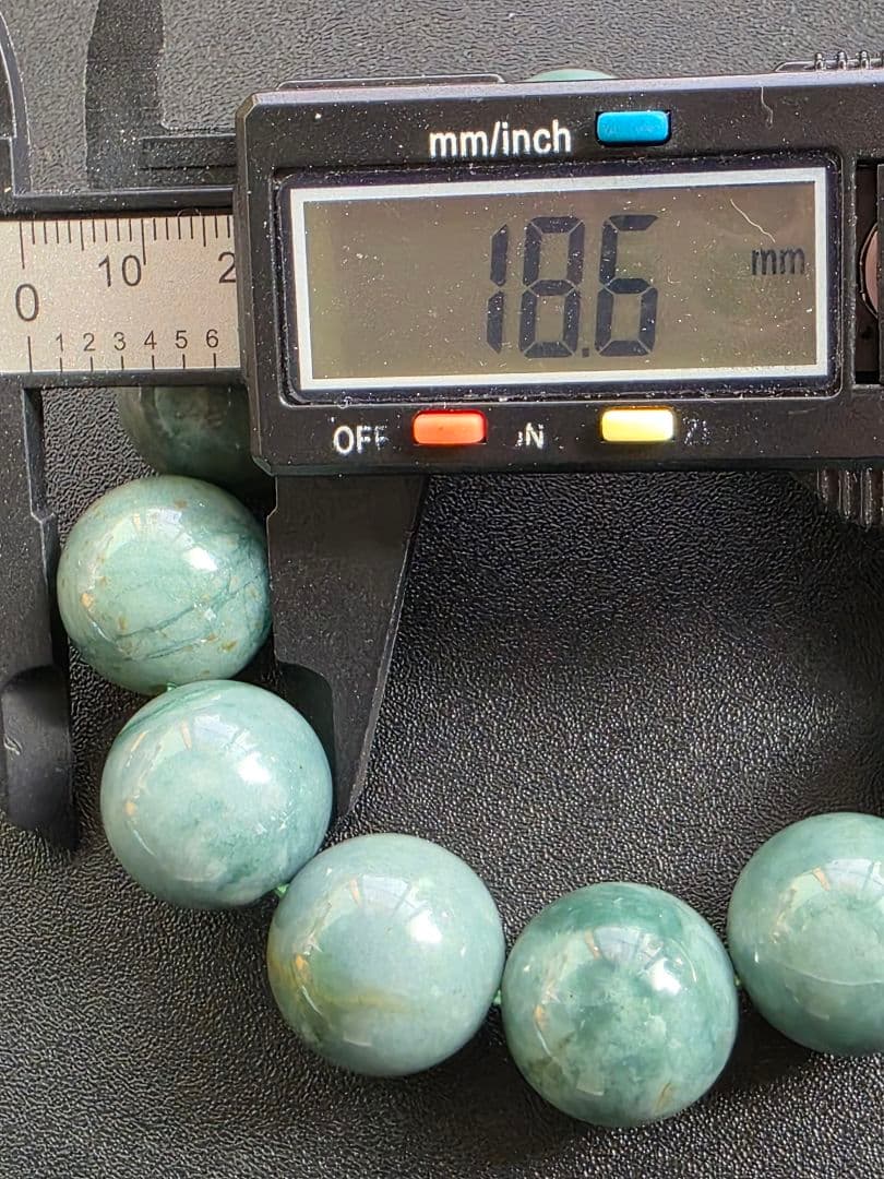 18.5mm　グアテマラ産翡翠　大玉　ブレスレット