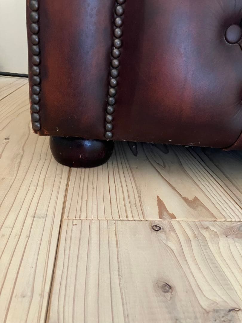 イギリスアンティーク　チェスターフィールドソファ