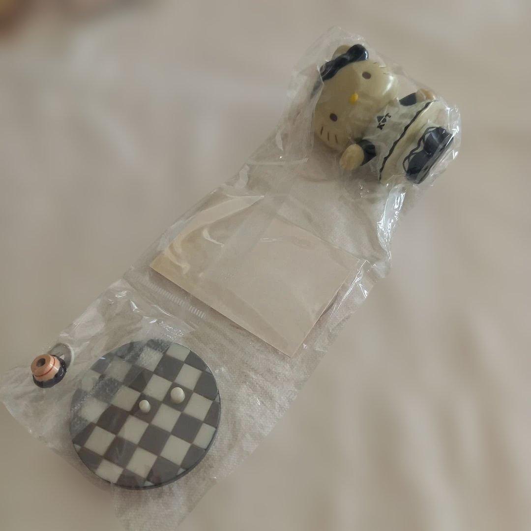 ハローキティ アクセサリートレイ キャラクターコレクション 8個セット