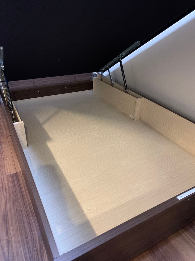 【dreambed】 ドリームベッド 跳ね上げ式　セミダブルベッドフレーム