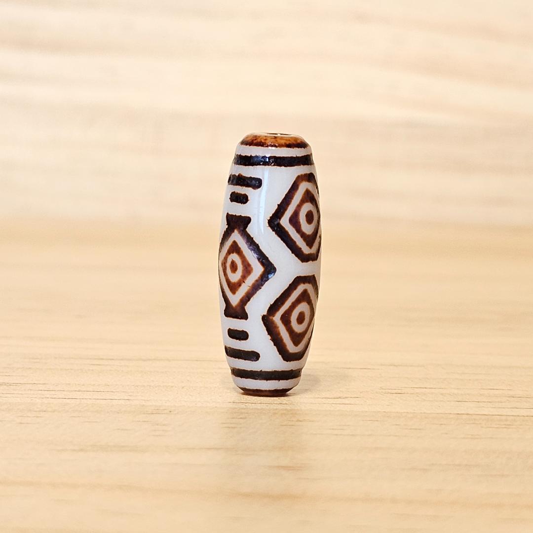 龍眼天珠 白玉髄龍眼 【極希少】ルチルブレスレット