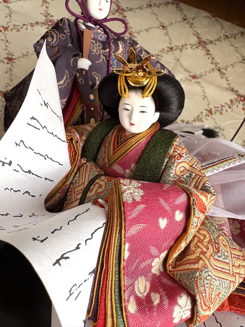 雛人形　コンパクト　ガラスケース付　親王飾り　立雛　桜　十二単　油灯　柴田家千代