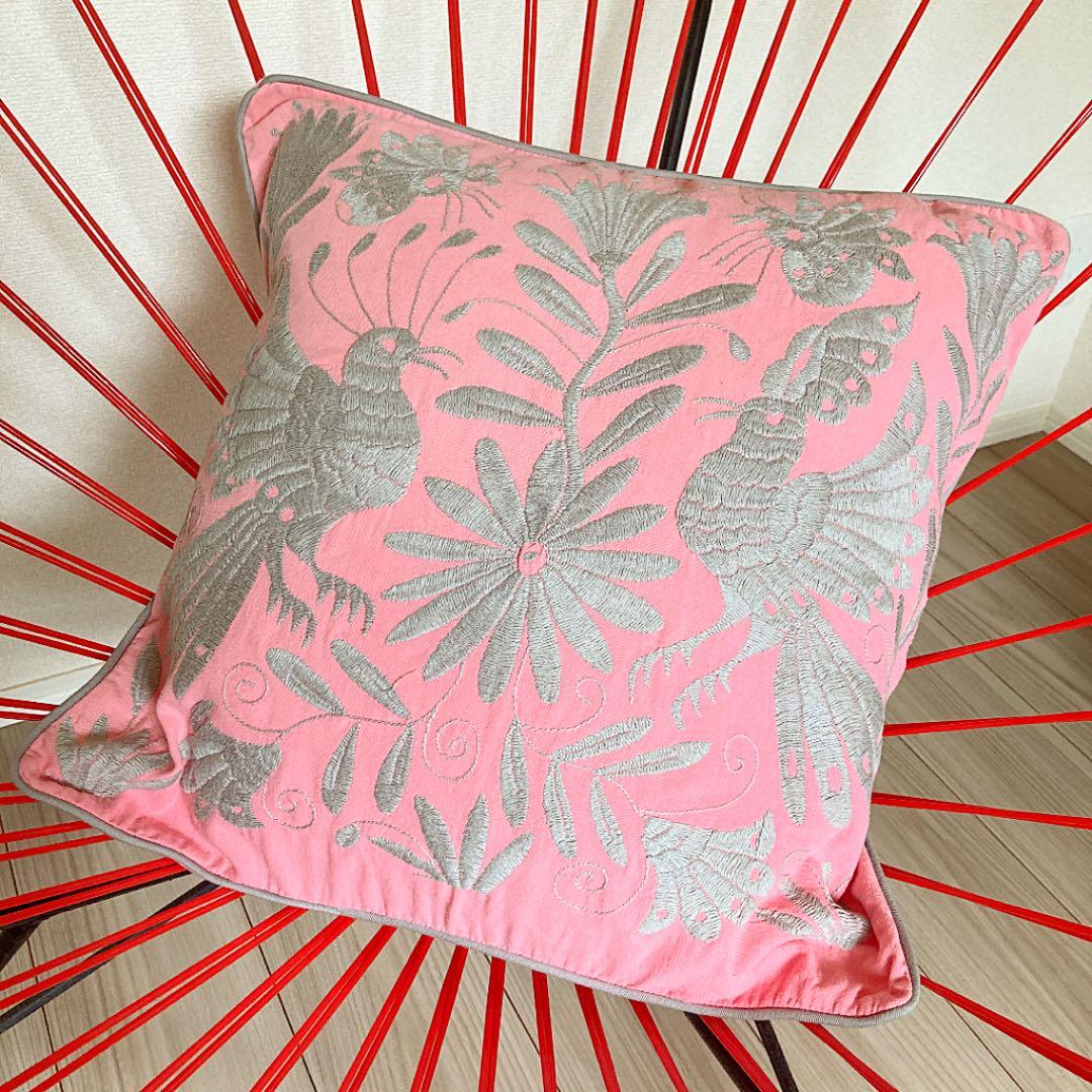 新品＊クッションカバー＊オトミ刺繍＊ピンク×グレー＊動物＊植物＊花＊メキシコ雑貨