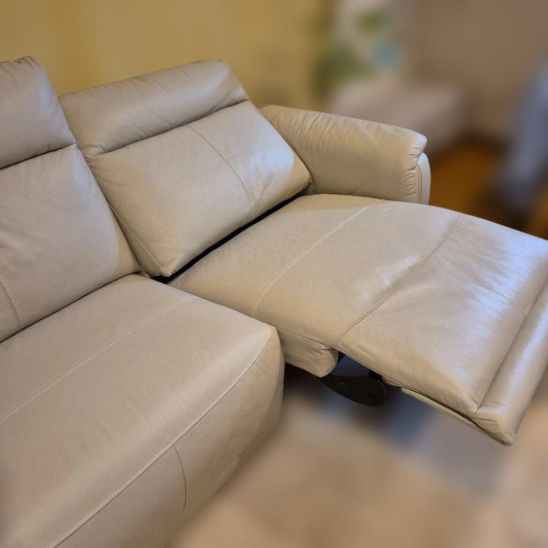 お値下げ　レザーソファー電動リクライニング　2024年購入　2/6まで