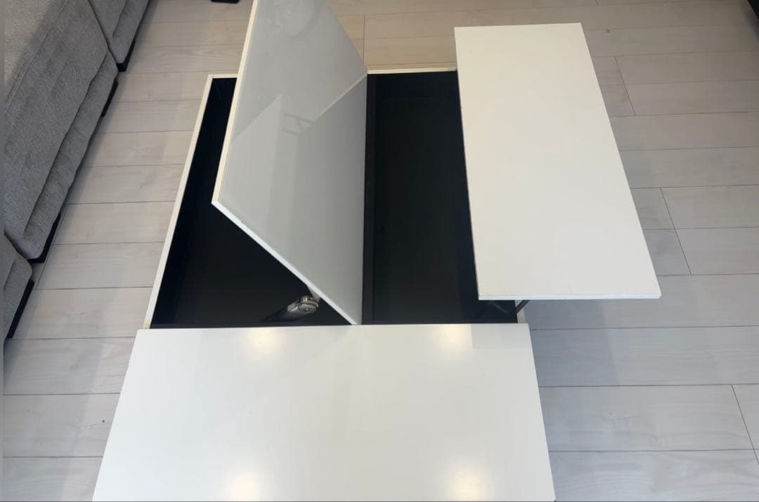 T*T様 【高級家具】 BoConcept ボーコンセプトChiva コーヒーテ