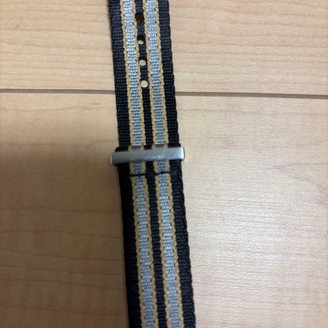 オメガ　NATOベルト　007エディション