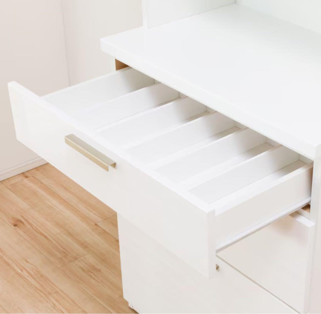 ホワイト食器棚 ニトリ　キッチンダイニングボード（ソレル 70DB WH）