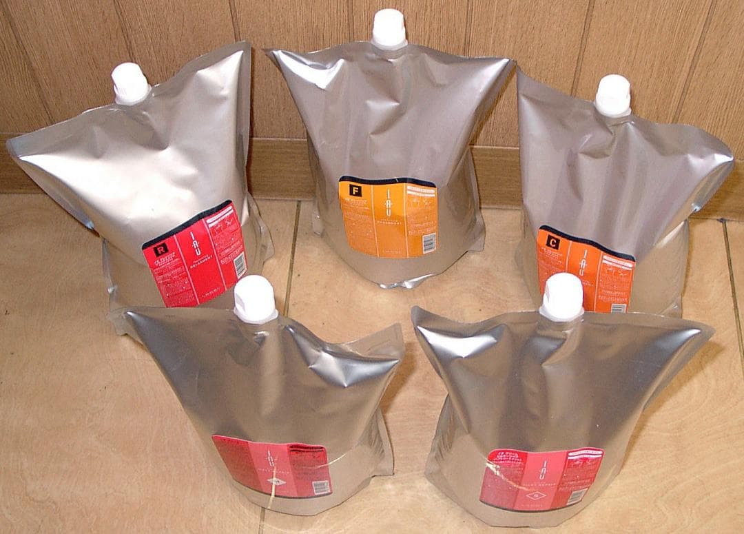 どれでも４本ルベルイオクレンジングシャンプーイオクリーム（トリートメント