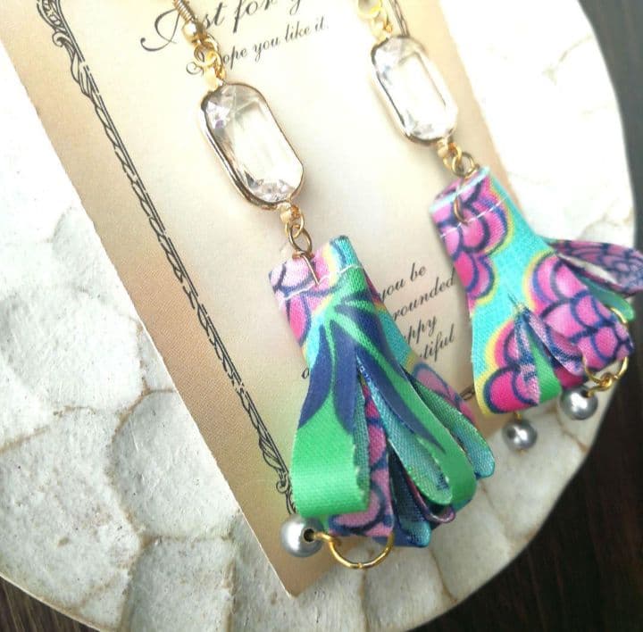 クリア　タッセル　緑　フリンジ　イヤリング　ピアス　ヴィンテージ　パール　ビーズ