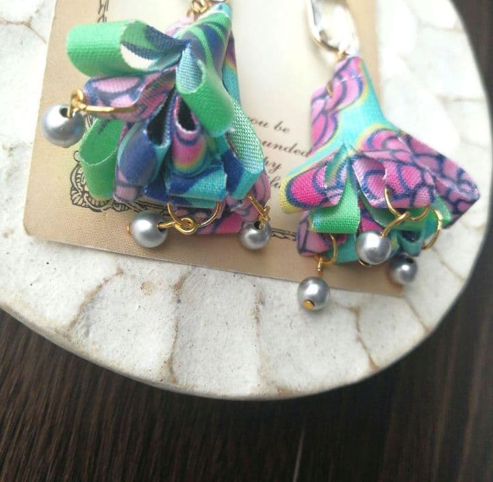 クリア　タッセル　緑　フリンジ　イヤリング　ピアス　ヴィンテージ　パール　ビーズ